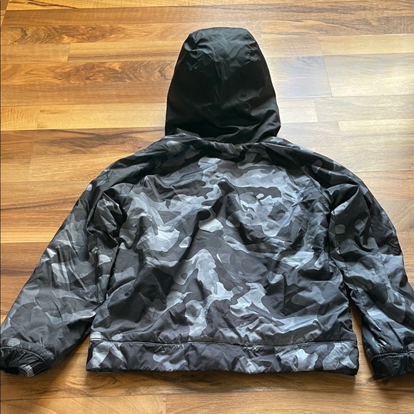 Nike Kids Black and Gray Camo Puffer Coat - Picture 4 of 4